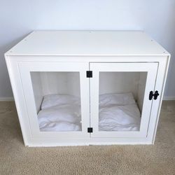 COCY large white indoor dog kennel with soft cushion locking seethrough gate and ventilation windows