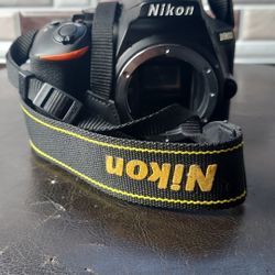 Nikon D5600 