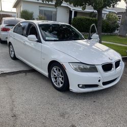 BMW 328i 