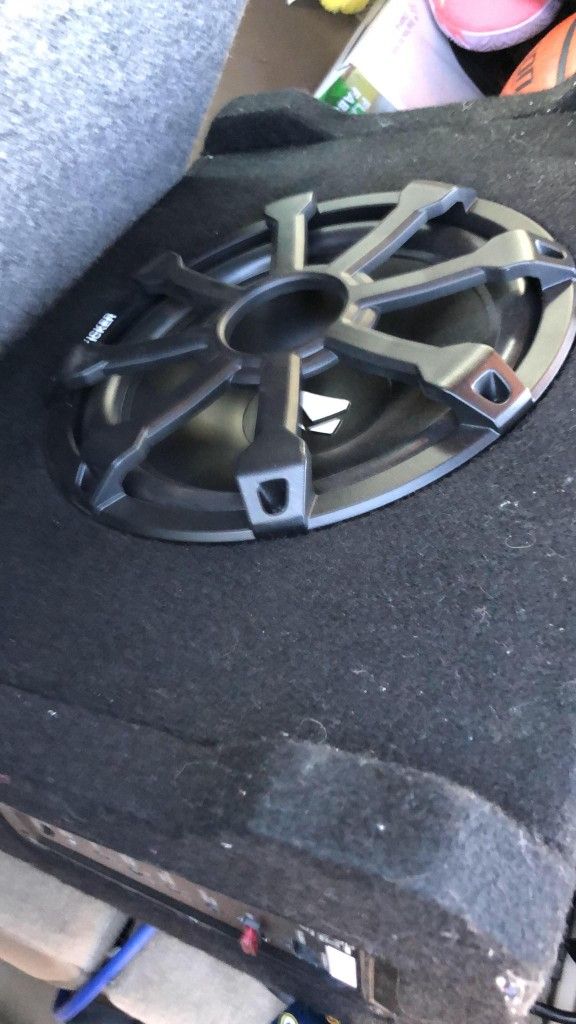 2 10inch Kicker /10inch Rockford Sbwoofer