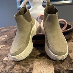 Holo Eco Suede Boots Women’s 