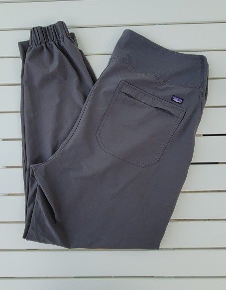 Patagonia happy hike studio pant Size Large PO # 336182 STY21216SP19 RN # 51884