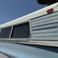 Camper
