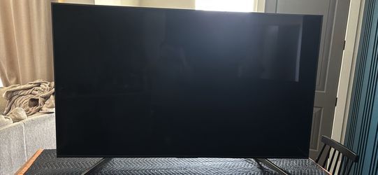 Sony BRAVIA 75" 4K Ultra HD Smart TV with remote (Backlight Issue) (CASH ONLY)