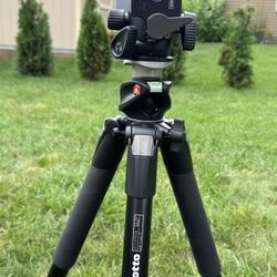 Manfrotto Tripod