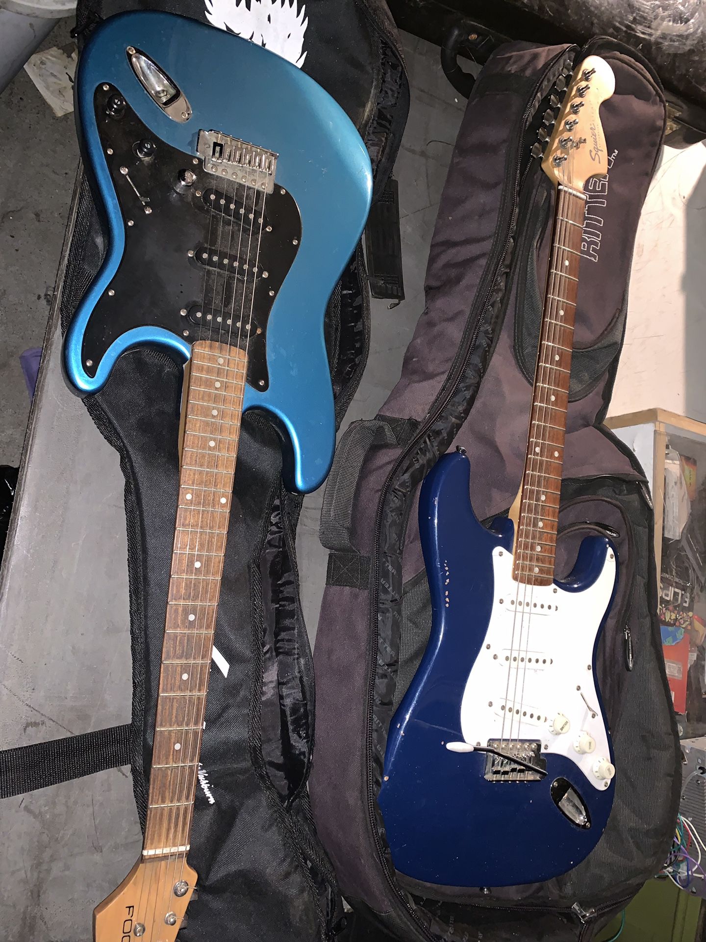 2 ELECTRIC GUITARS FOR ONE PRICE