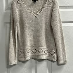 BCBG Max Azria Tan Knitted Long Sleeve Sweater - Size Medium - VGUC