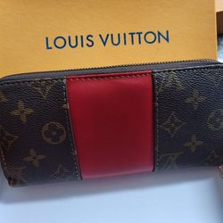 Women's Wallet With Box
