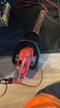 Black & Decker 24” Hedge Trimmer 