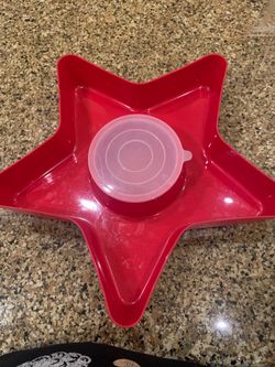 NEW 16" Patriotic Red Star Chip & Dip Platter with Lid