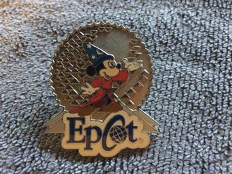 Disney collector trading pins
