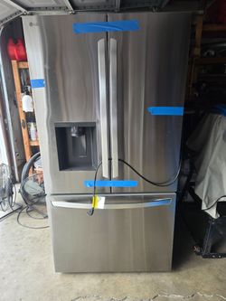 Lg fridge, 36", side by side