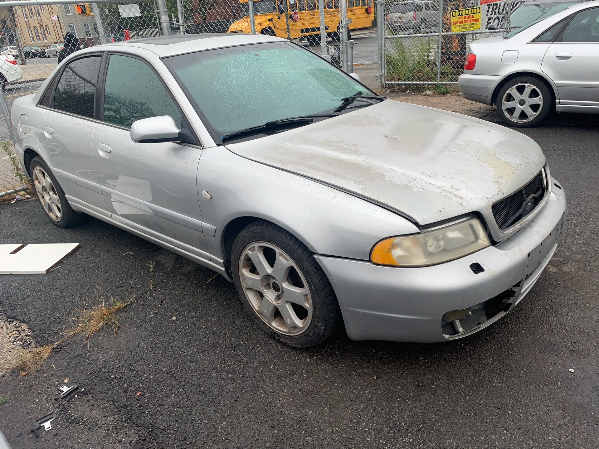 2001.5 Audi S4 PARTOUT