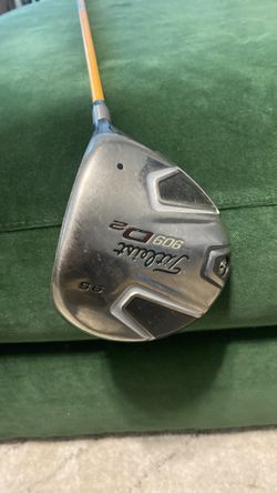 Titleist 909 d2 9.5 degree