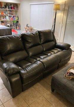Leather reclining couch set