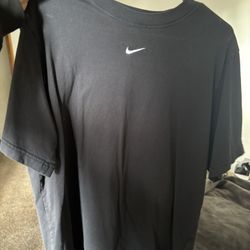 Black Nike Tee