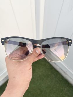 New With Tags Ray Ban Oversized Clubmaster RB4175 Black Gradient Size 57/16