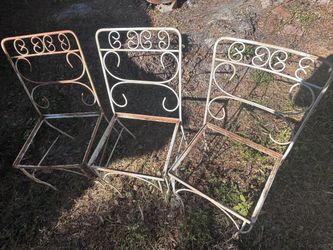 Set Of 4 Metal Chairs