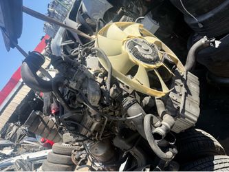 Engine assembly for 2013 Mercedes Benz Sprinter 3500 engine