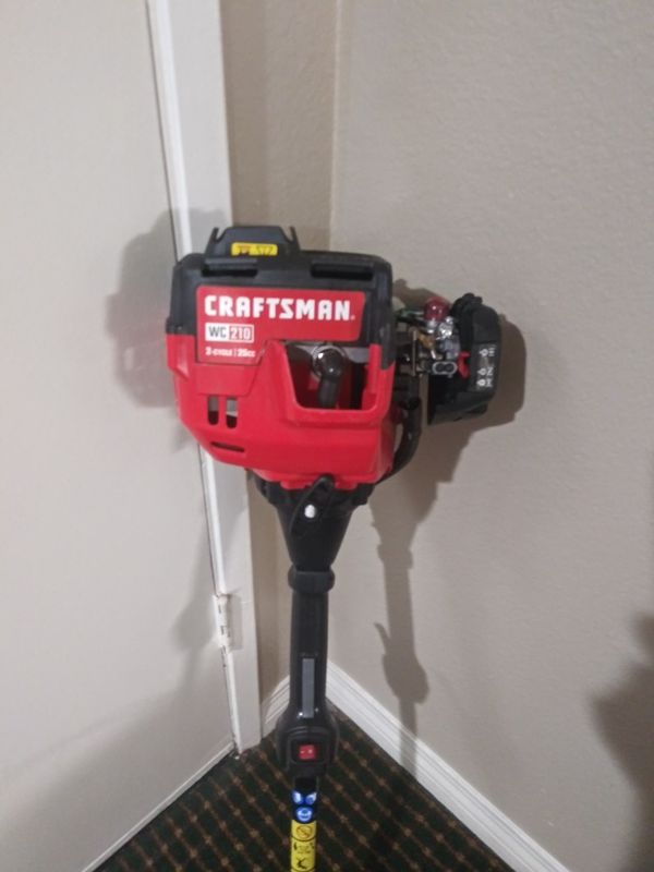 CRAFTSMAN WS210 2CYCLE 25cc weedwacker for Sale in San Diego, CA