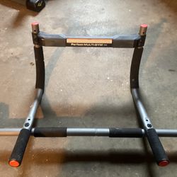 Pull Up Bar