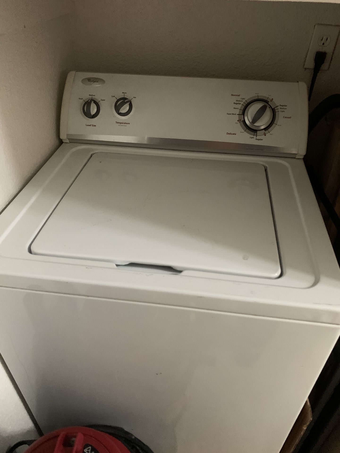 Washer And Dryer (Lavadora y Secadora)