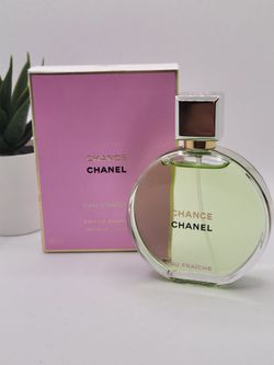 CHANEL
 
CHANCE EAU FRAÎCHE Eau de Parfum

1.7 fl ⭐️