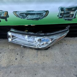 2014-2016 Toyota Highlander Headlight Oem