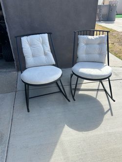 Set of 2 Metal Rocking Chairs with Cushions