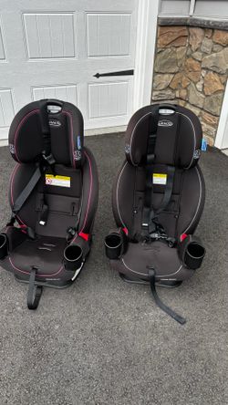 Graco Trigrow Snuglock Convertible Car Seats