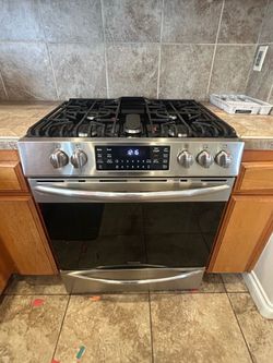 Frigidaire stove