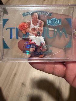 Scottie Pippen Fleer Metal Titanium Basketball Card