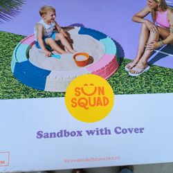 45 In Diameter  Sandbox With Cover