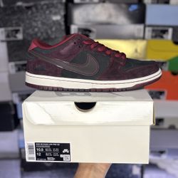 Size 10.5 - Nike Sb Dunk “Riot Skateshop” 