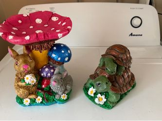 Set of two freshly designed garden animals, Statues