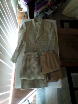 Evan Piccone petite women's suit