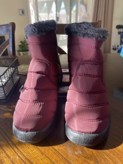 Women’s Snow Boots 