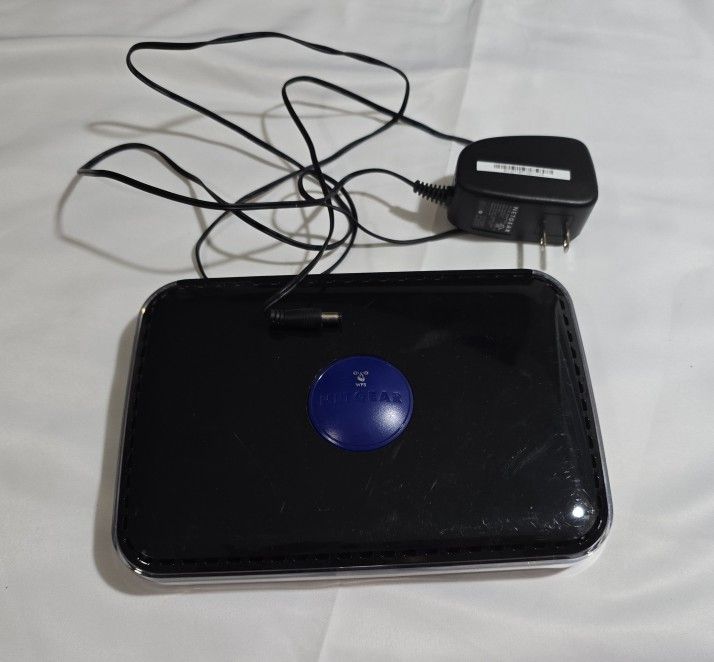 NETGEAR N600 Dual Band Wireless Router (WNDR3400v2) – Great Condition