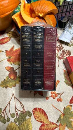 Saint Joseph Edition Weekday & Sunday Missal 3-Vol. Set
