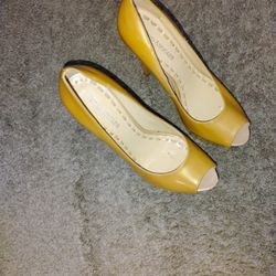 Ladies 8 M. 5" Heels Platform Leather Pickup Only Cash 