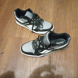 Reebok:  Classic Leather,  Size:  11 1/2  , Color : Black, Grey, White 