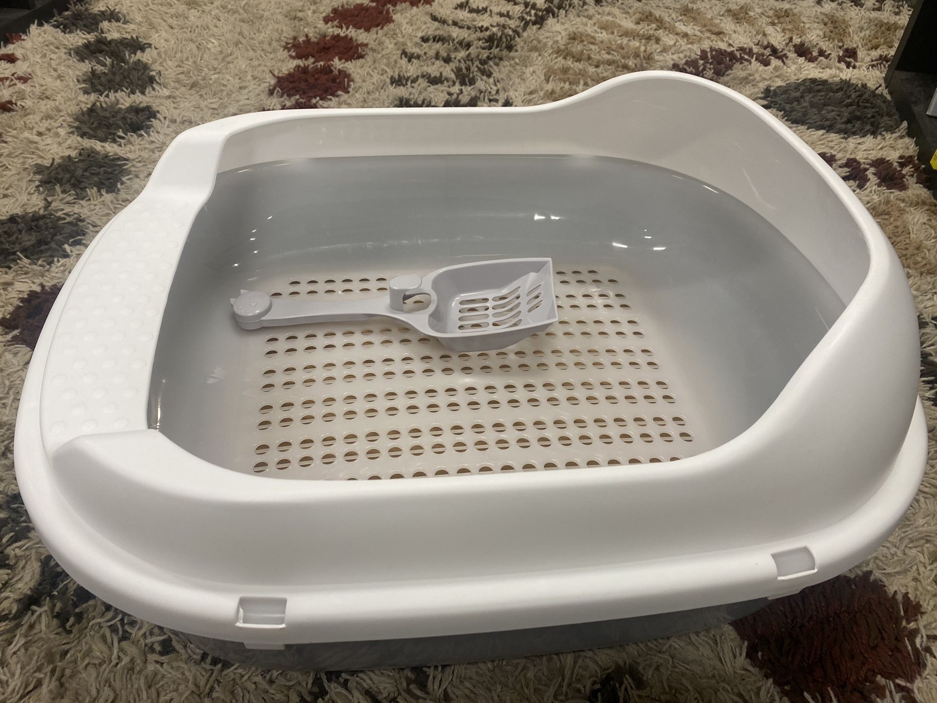CAT LITTER BOX