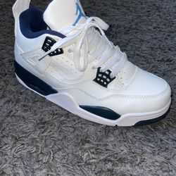 Air Jordan 4 Retro Legend Blue