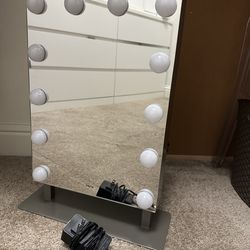 Ihome vanity mirror