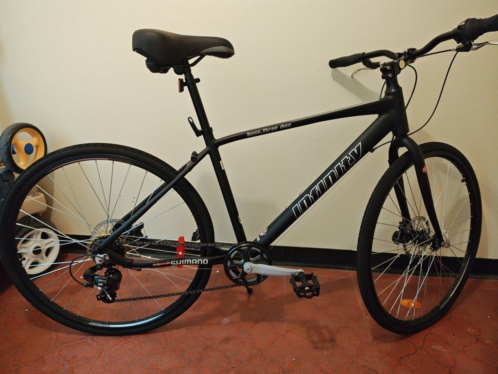 Infinity Boss Three Unisex Hybrid Bike like new