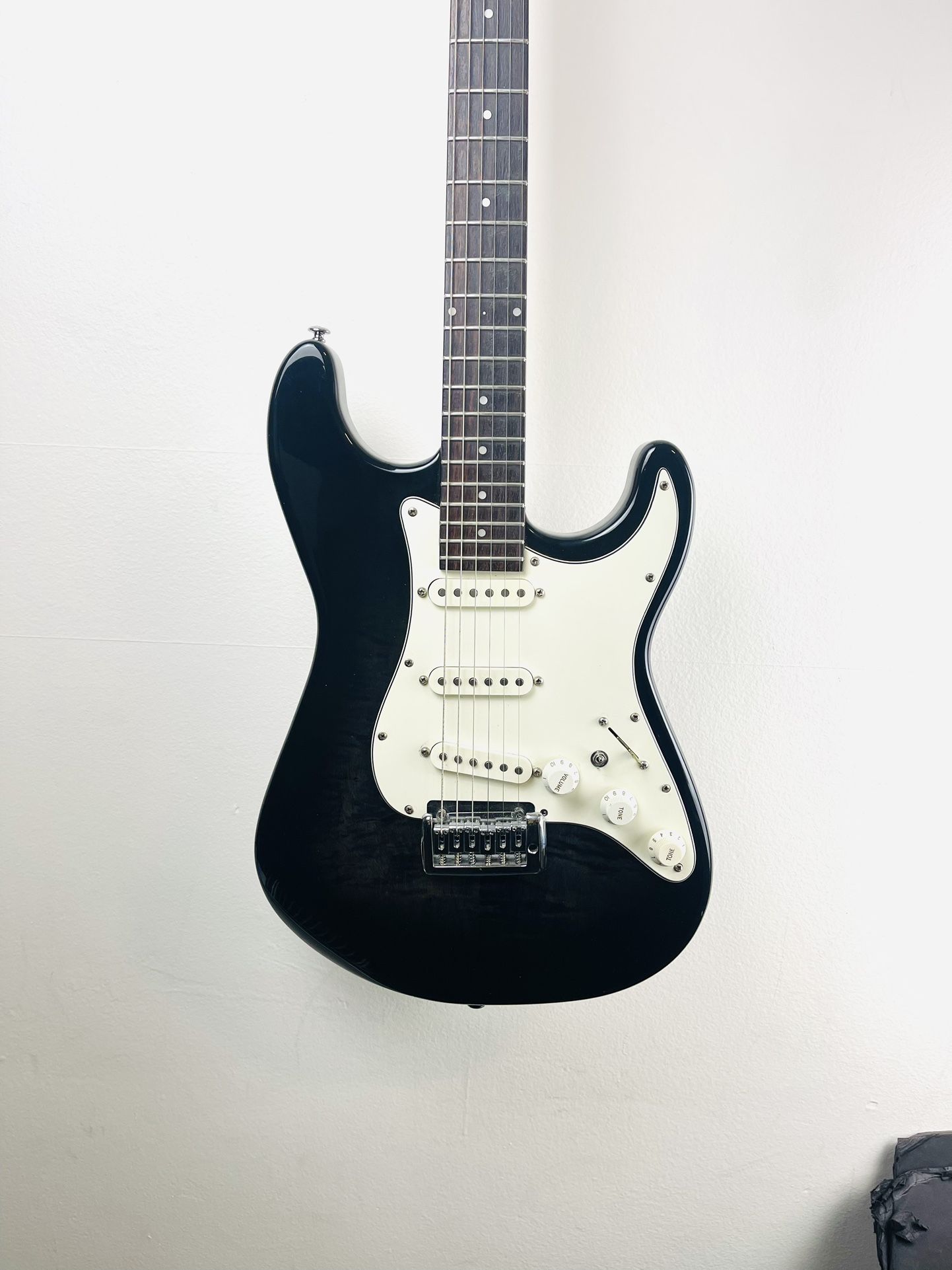 Lado Vintage ST Rare, Canadian Made Boutique Guitar