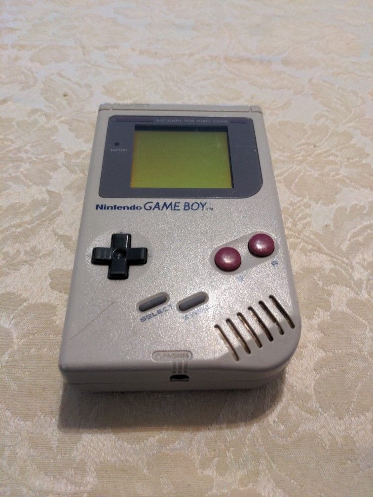 Nintendo Game Boy Original Used Good Working Condition.
