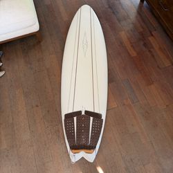 Hermosa shapes 5’6 surfboard