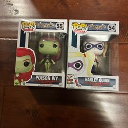 Funko Pop! Batman Arkham Asylum – Harley Quinn (#54) & Poison Ivy (#55)