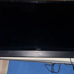 Vizio 39” Flat Screen TV – No Remote